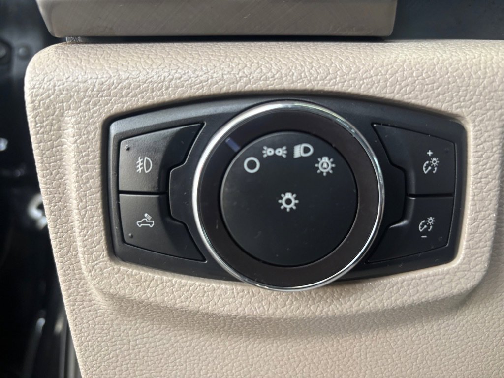 Used 2019 Ford F250 Limited AWD/4WD image 23