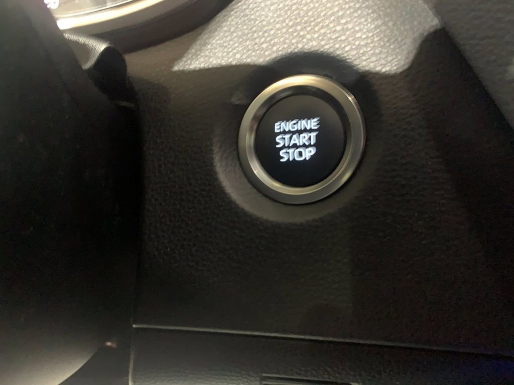 Used 2026 Toyota Corolla SE FWD image 25