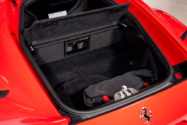 Certified 2019 Ferrari 812 Superfast RWD image 10