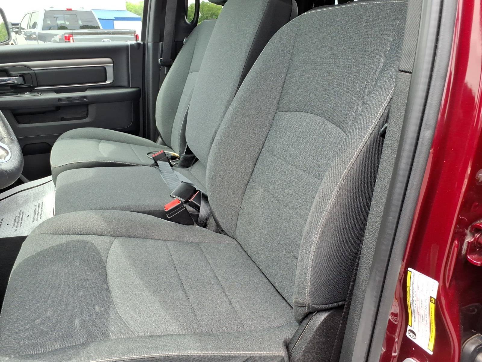 Used 2022 RAM 1500 Warlock AWD/4WD image 18
