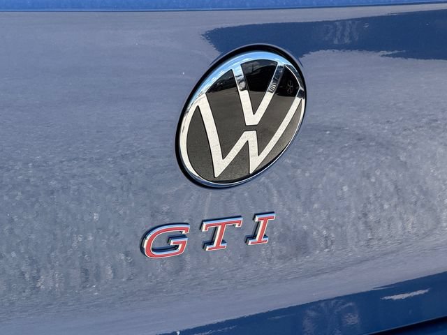 New 2026 Volkswagen GTI SE FWD image 9