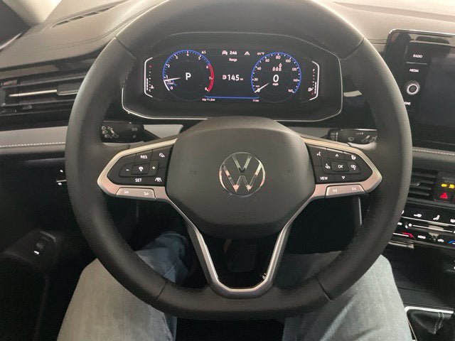 New 2027 Volkswagen Jetta SEL FWD image 19