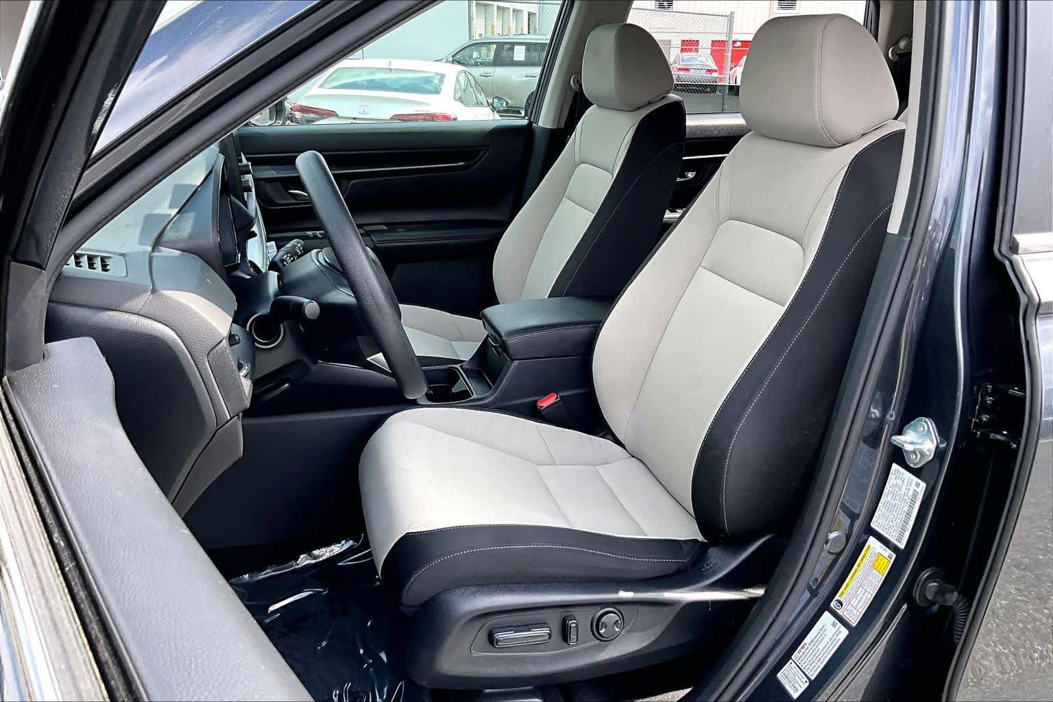 Used 2024 Honda CR-V EX image 8