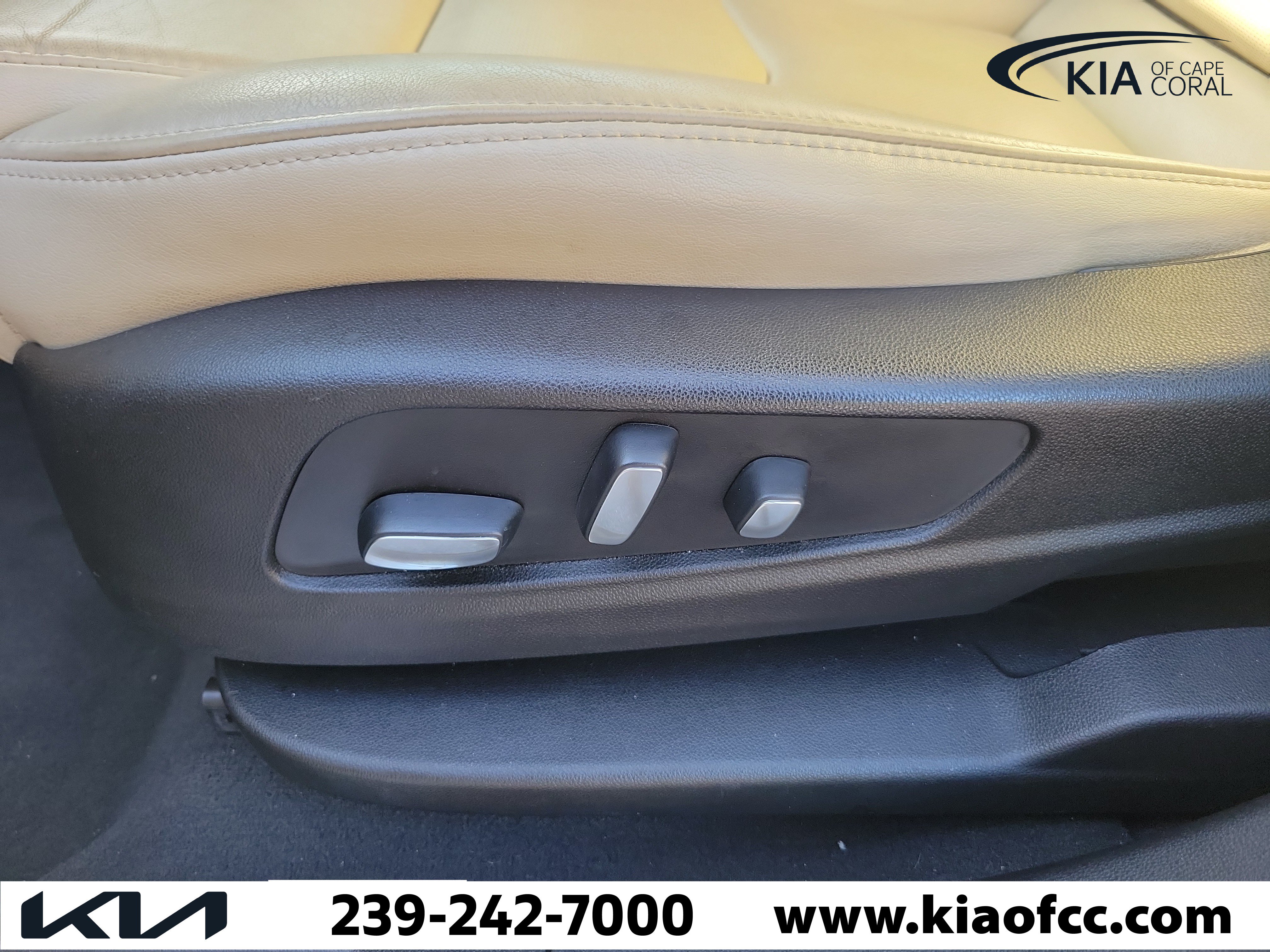 Used 2019 Cadillac XT5 Premium Luxury FWD image 22