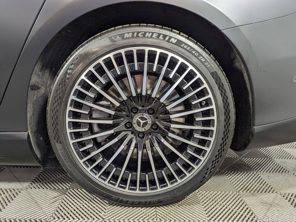 Used 2022 Mercedes-Benz EQS 580 4MATIC Sedan image 26