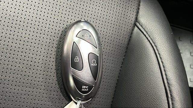 Used 2025 Hyundai Santa Fe Limited AWD/4WD image 21