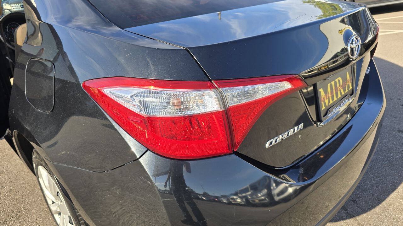 Used 2015 Toyota Corolla LE FWD image 11