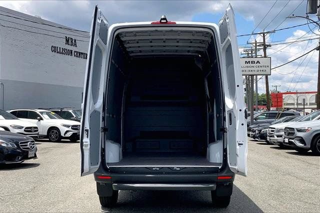 New 2026 Mercedes-Benz Sprinter 2500 image 22