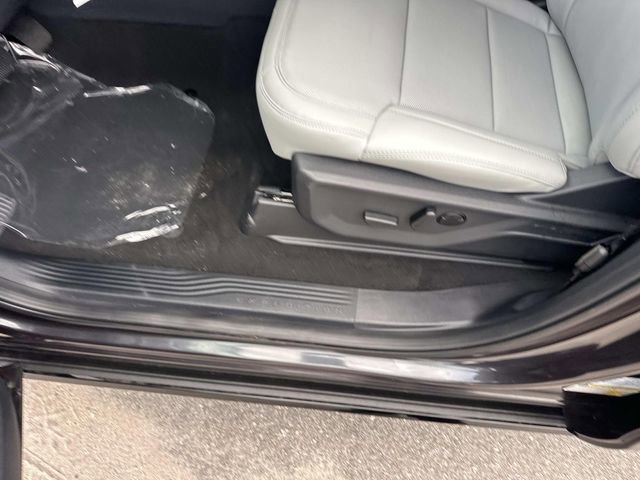 New 2026 Ford Expedition Max Platinum w/ Driver's Package image 24