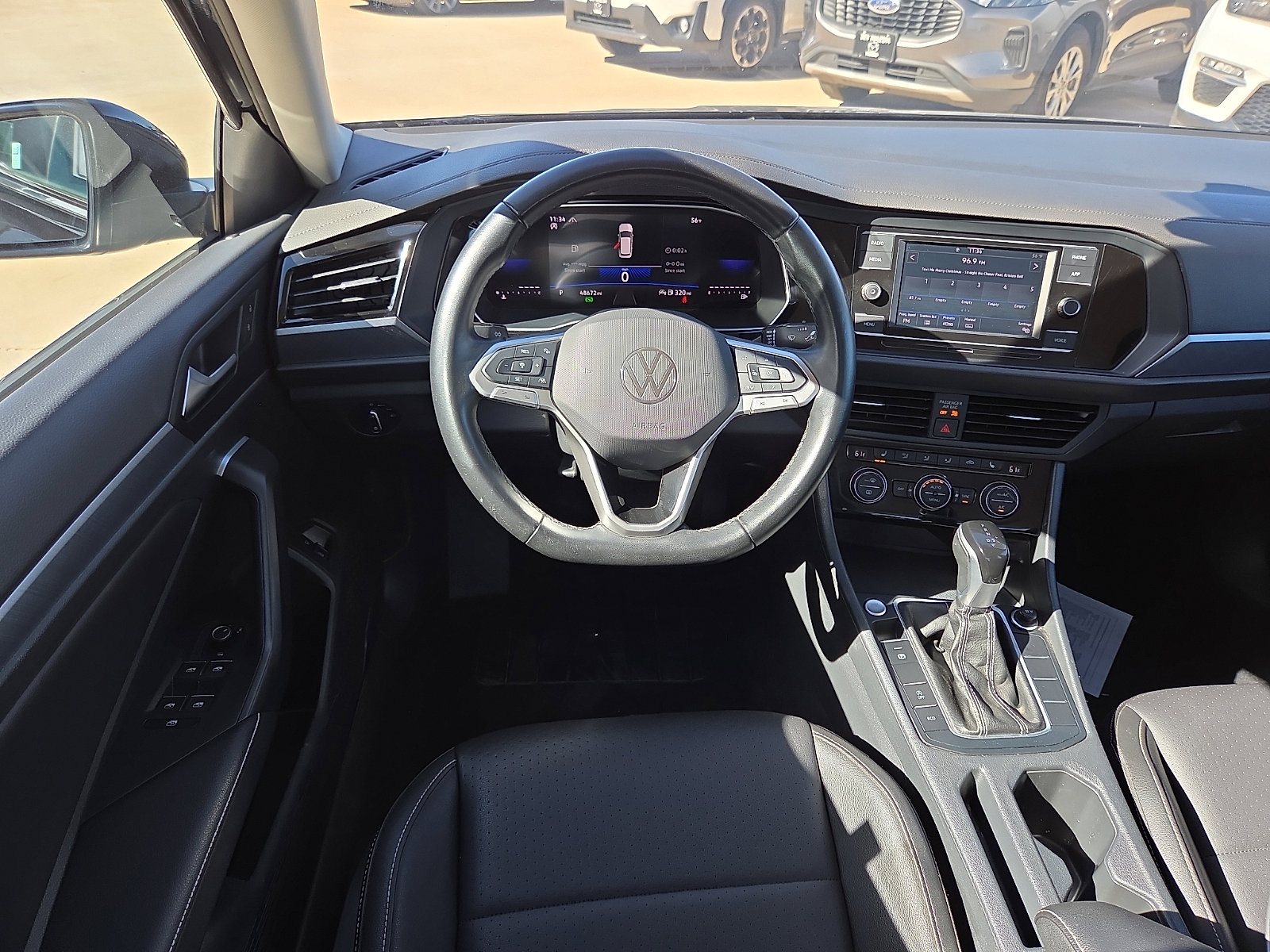 Used 2024 Volkswagen Jetta SE image 10