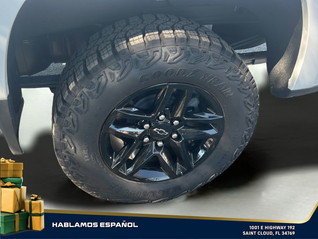 Certified 2024 Chevrolet Silverado 1500 LT Trail Boss w/ Convenience Package II image 11