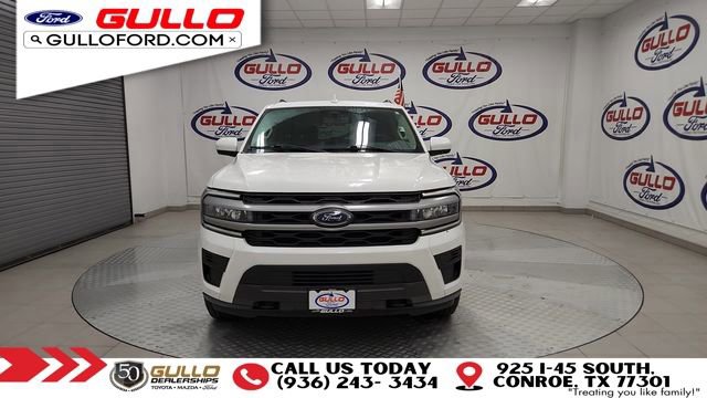 Used 2022 Ford Expedition XLT image 3