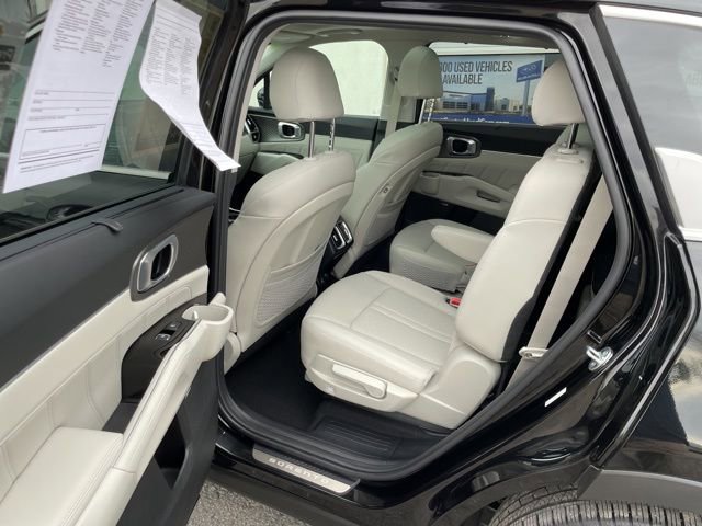 Certified 2023 Kia Sorento SX Prestige w/ Panoramic Sunroof Package AWD/4WD image 25