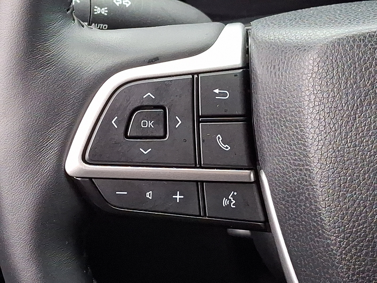 Used 2024 Toyota Grand Highlander XLE image 21