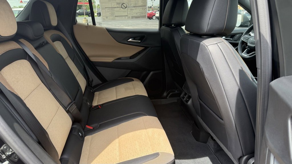 New 2026 Chevrolet Equinox ACTIV w/ Safety and Technology Package image 17