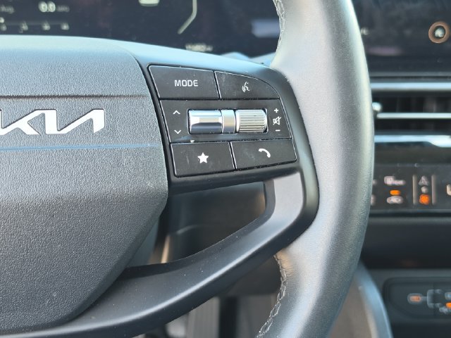 Certified 2026 Kia Sportage SX FWD image 21