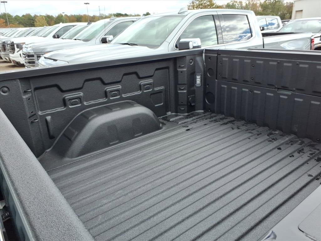 New 2026 GMC Sierra 1500 SLT w/ SLT Premium Plus Package image 18