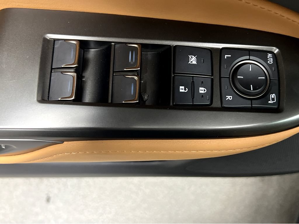 Certified 2026 Lexus NX 350h AWD w/ Cold Area Package image 40