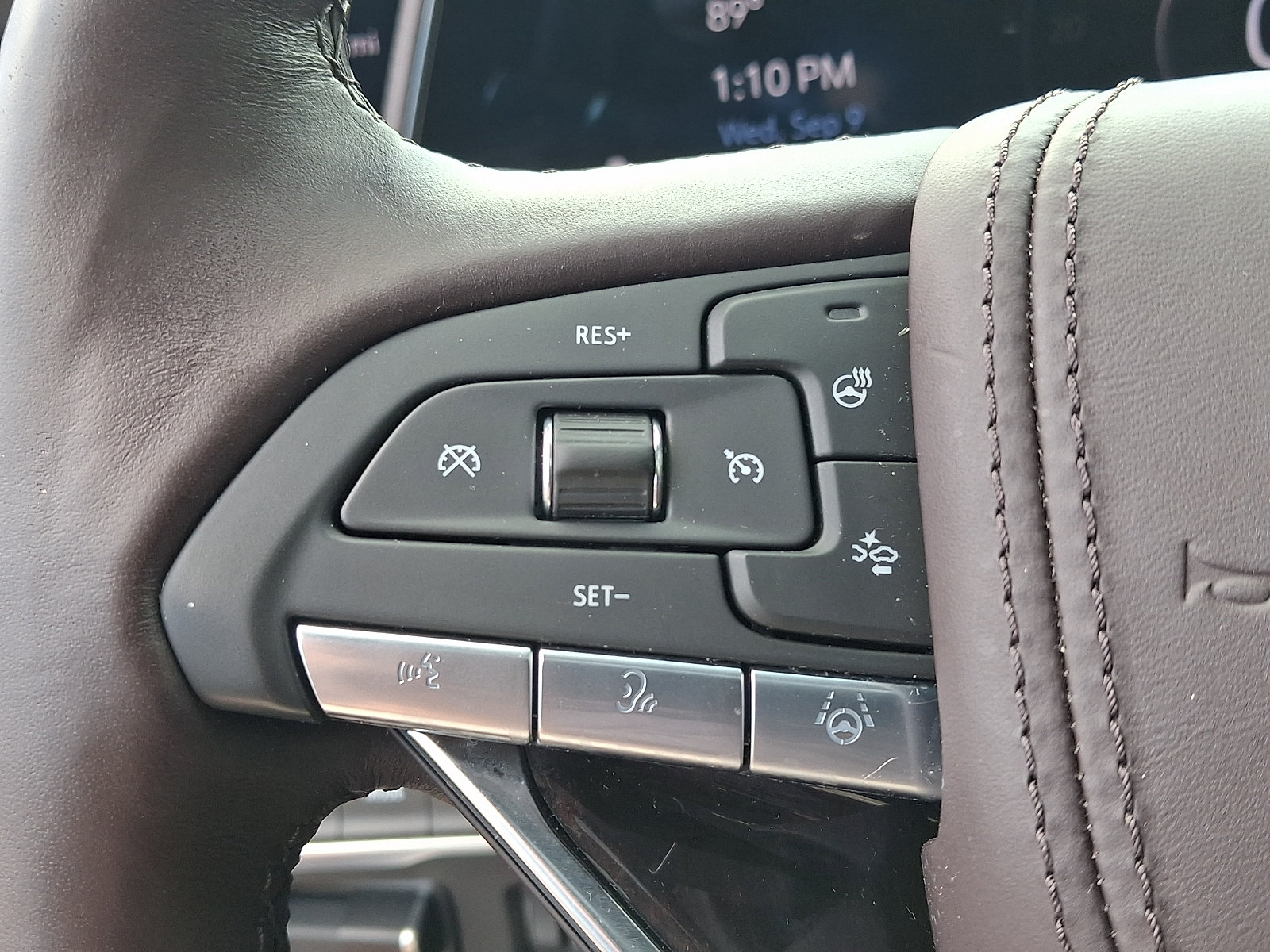 Certified 2023 Cadillac Escalade ESV Sport Platinum w/ LPO, ONYX Package AWD/4WD image 21