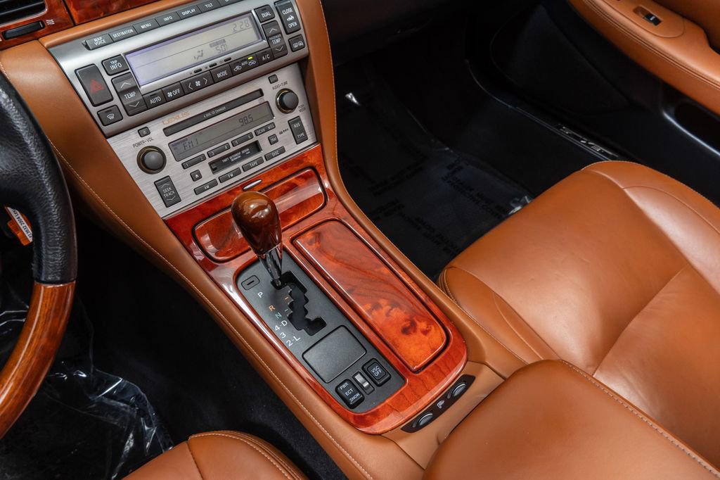 Used 2004 Lexus SC 430 Convertible RWD image 17
