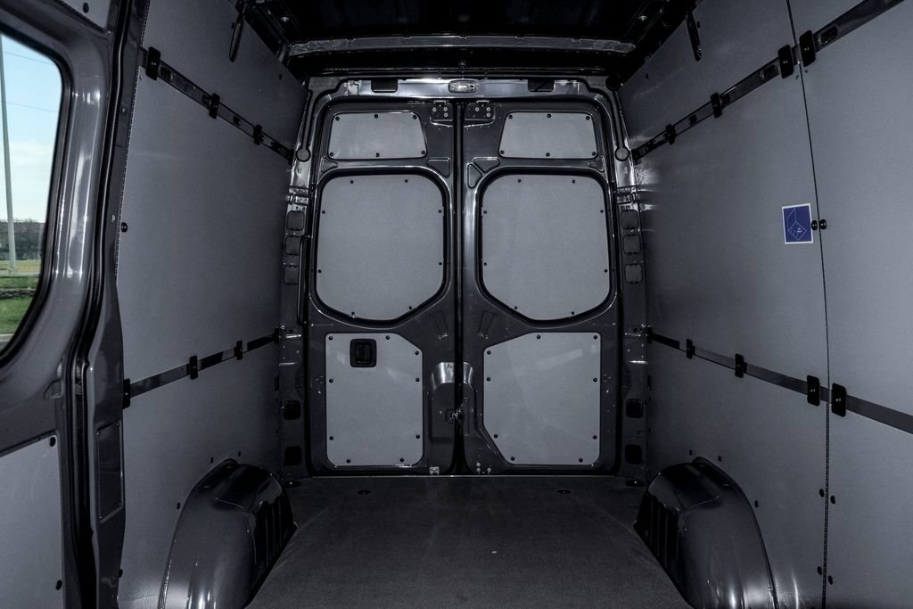 New 2026 Mercedes-Benz Sprinter 2500 image 21