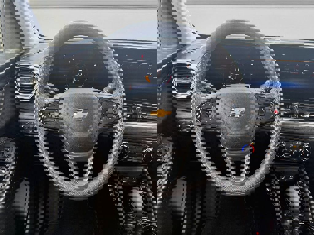 Used 2025 Chevrolet TrailBlazer LT image 12