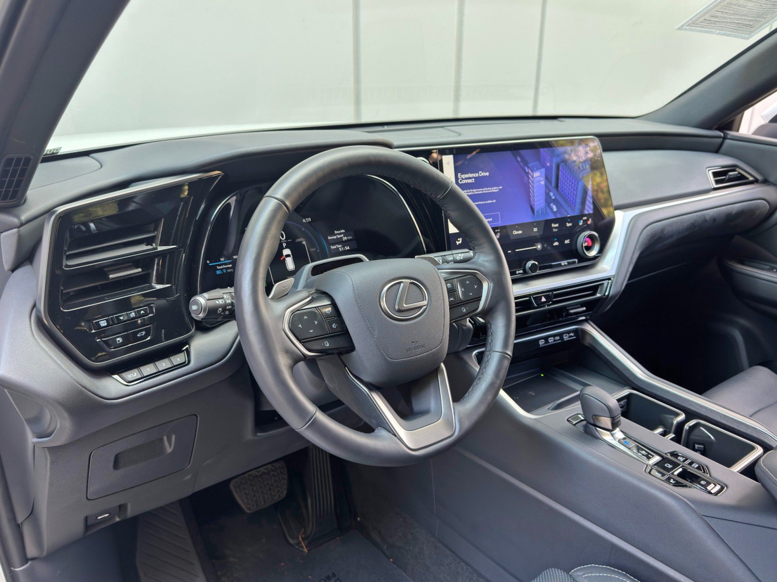 Used 2025 Lexus TX 550h AWD Plug-In Hybrid w/ Technology Package image 13