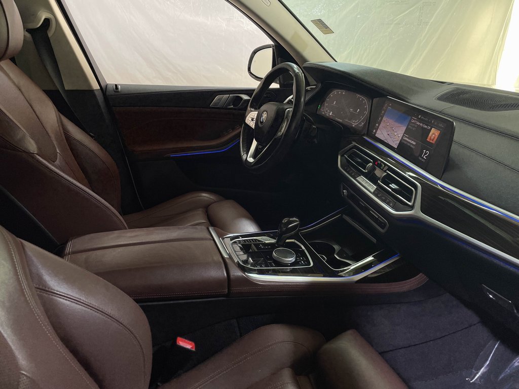 Used 2021 BMW X7 xDrive40i w/ Premium Package image 46