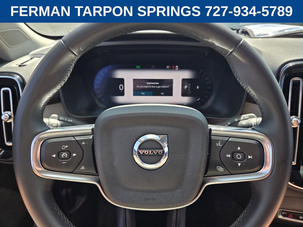 Certified 2025 Volvo XC40 B5 Plus image 27