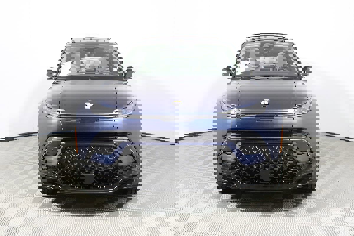 Used 2023 Fisker Ocean One image 38