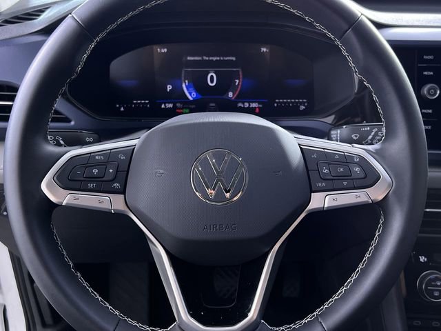 Used 2024 Volkswagen Taos SE image 14