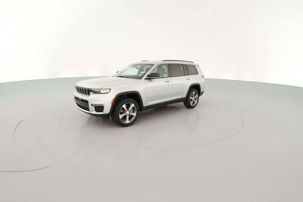 New 2025 Jeep Grand Cherokee L Limited image 4