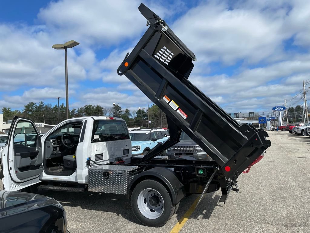 New 2026 Ford F550 4x4 Regular Cab Super Duty image 26
