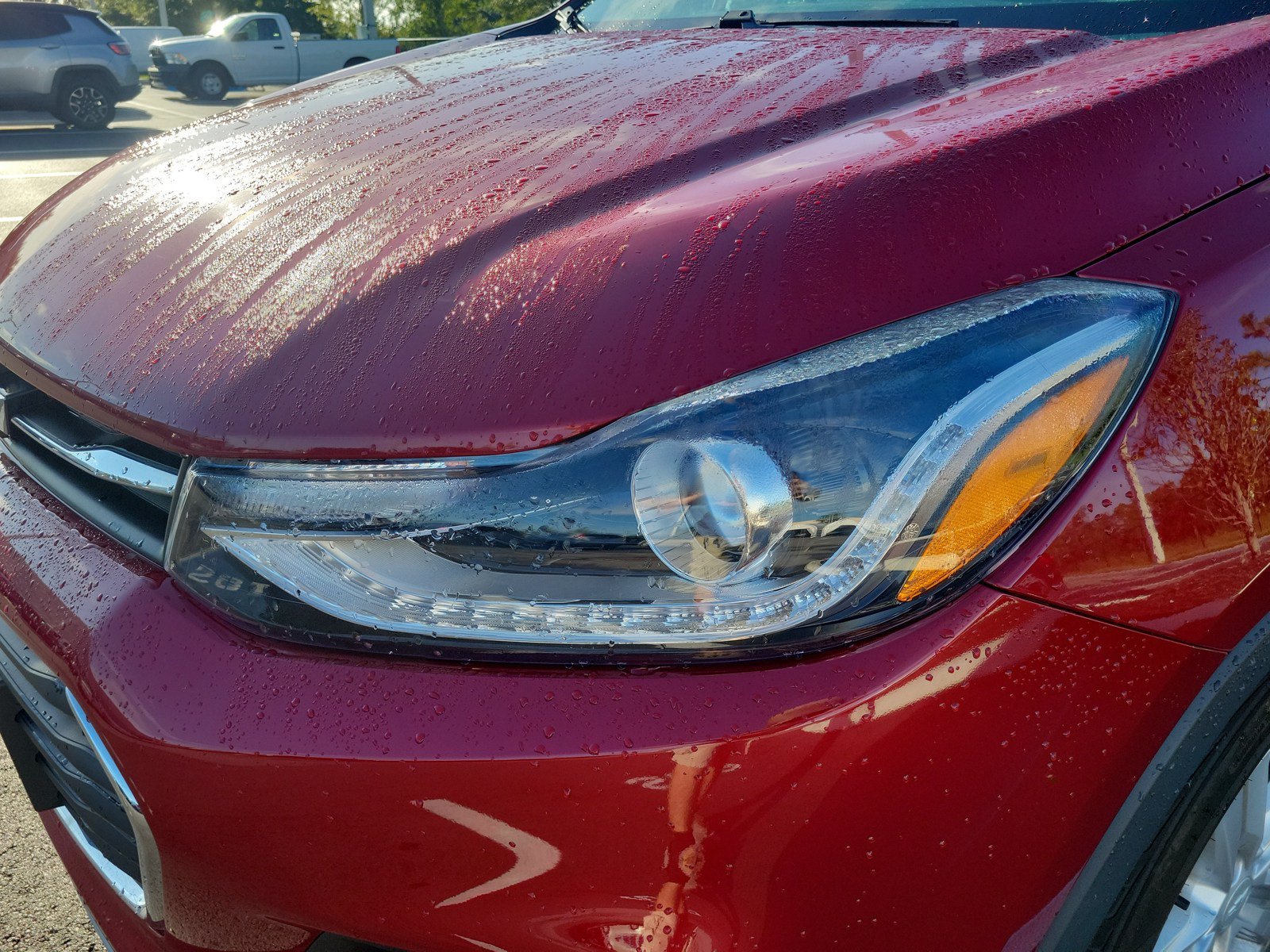 Used 2019 Chevrolet Trax LT w/ LPO, Protection Package FWD image 5