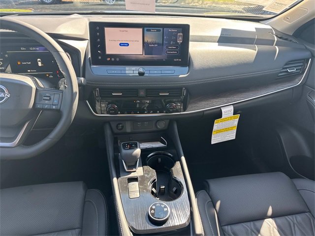 New 2026 Nissan Rogue Platinum image 19