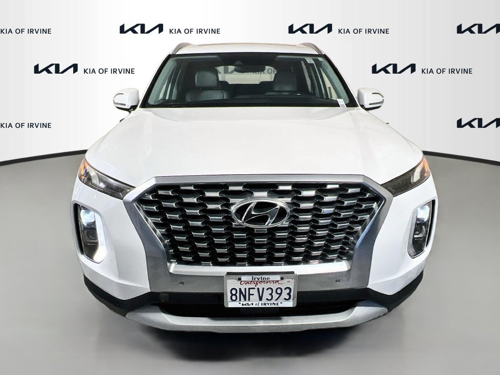 Used 2020 Hyundai Palisade SEL w/ Premium Package FWD image 2