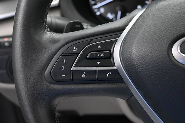 Used 2023 INFINITI QX50 Luxe w/ Accent Package FWD image 23