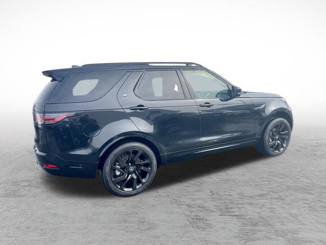 Used 2024 Land Rover Discovery Dynamic SE image 7