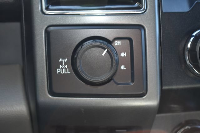 Used 2022 Ford F350 XLT w/ XLT Premium Package AWD/4WD image 34