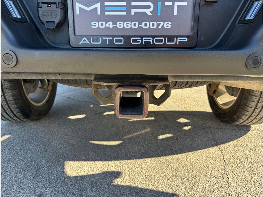 Used 2017 Ford F150 Platinum w/ Equipment Group 701A Luxury image 15