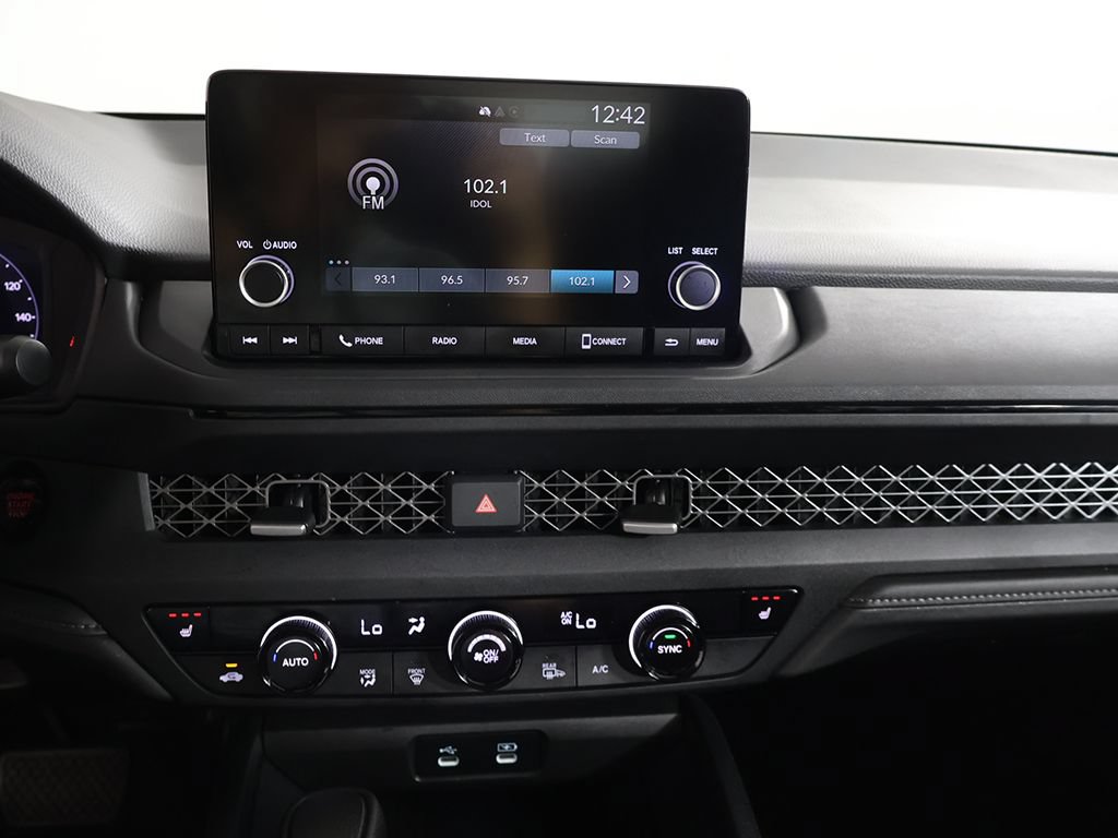 Used 2025 Honda Accord SE image 44