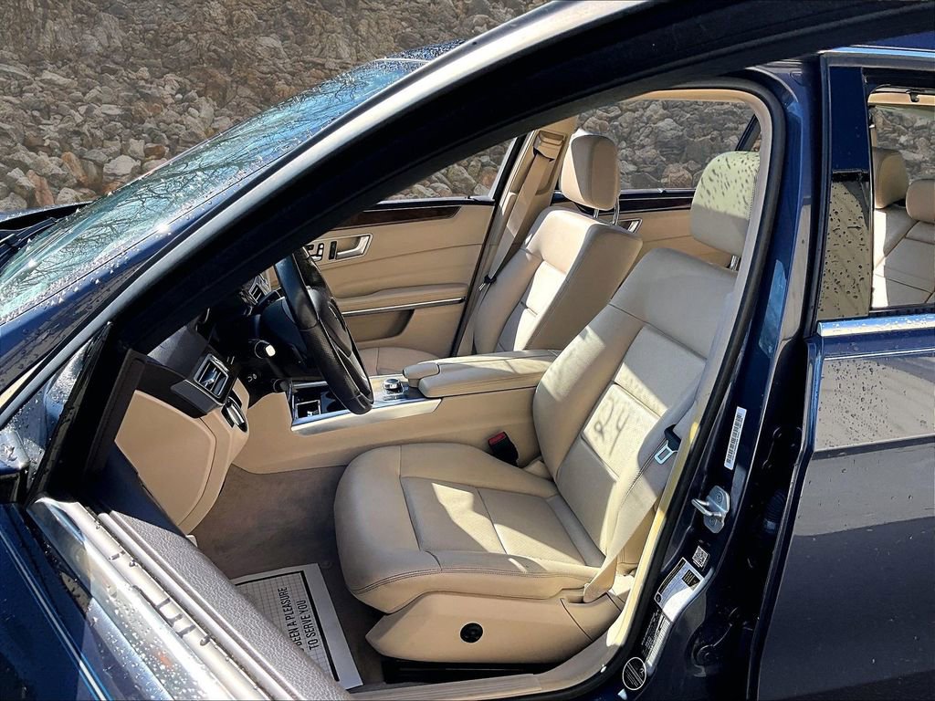 Used 2016 Mercedes-Benz E 350 4MATIC Wagon w/ Premium Package image 22