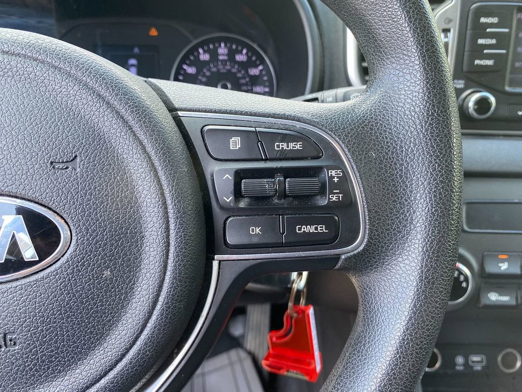 Used 2019 Kia Sportage LX image 11