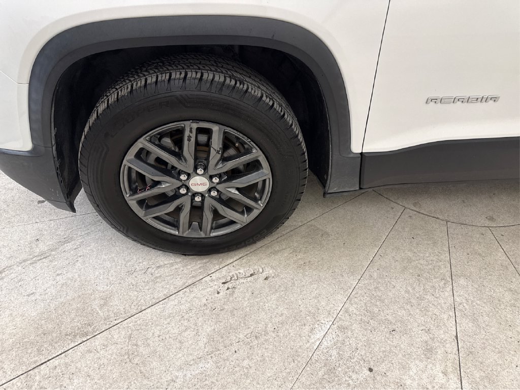 Used 2019 GMC Acadia SLT FWD image 11