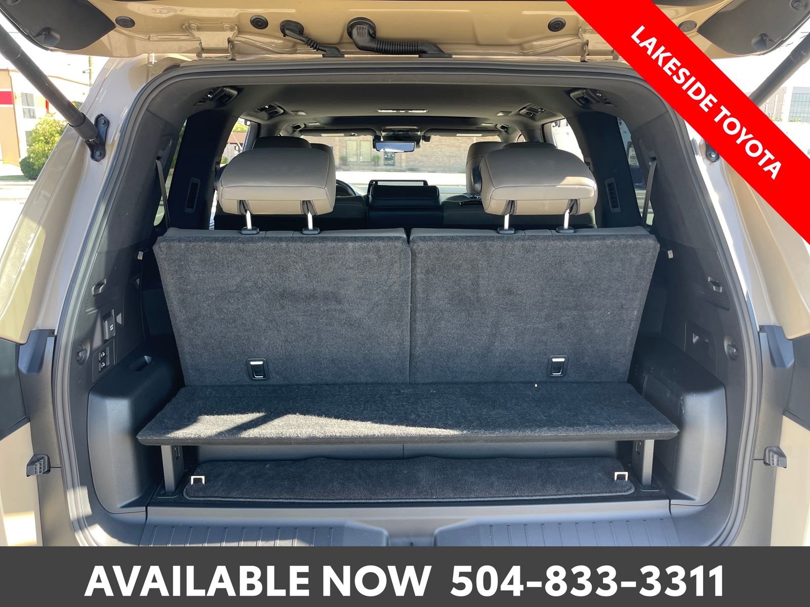 Used 2025 Lexus LX 700h Overtrail AWD/4WD image 23