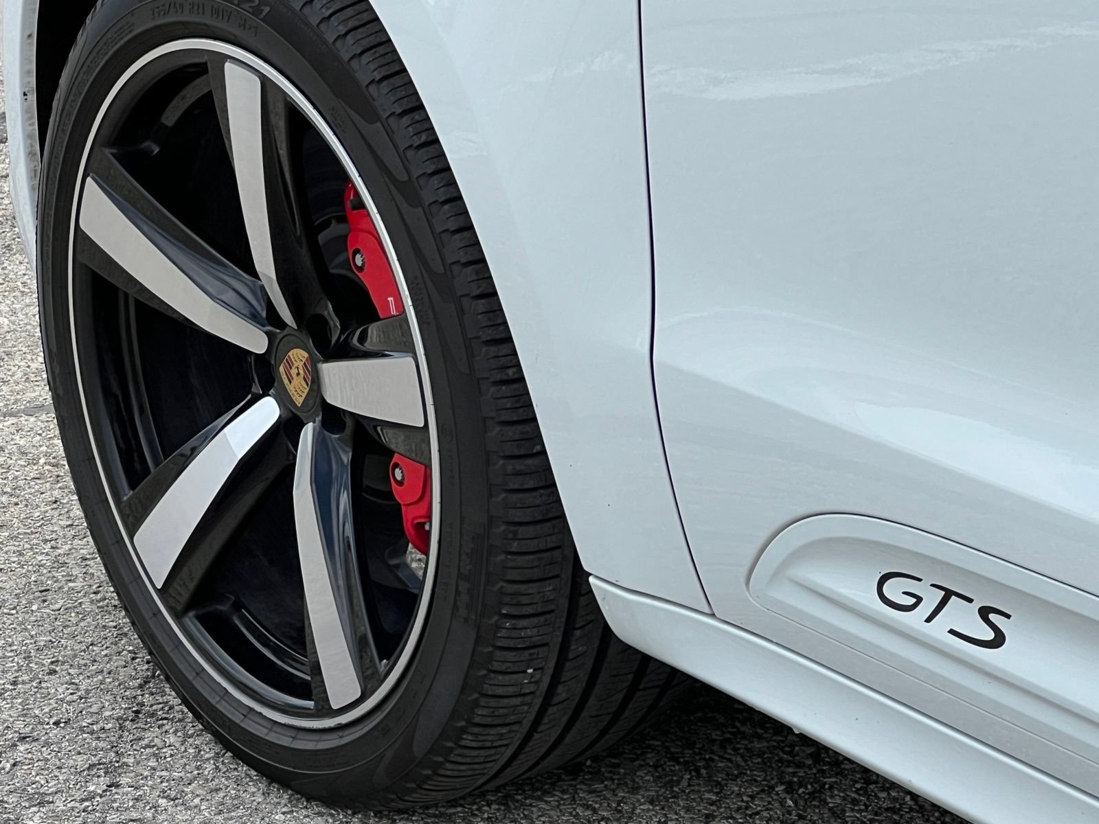 Certified 2024 Porsche Macan GTS AWD/4WD image 13