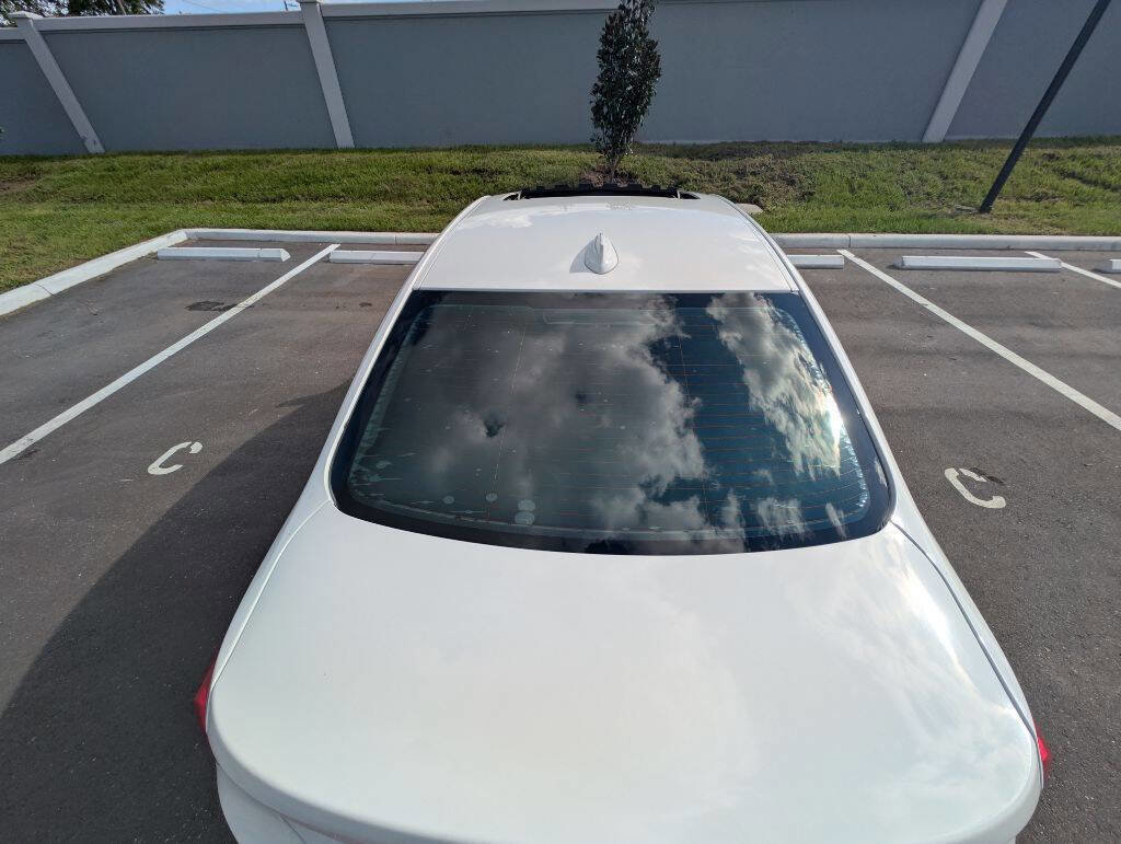 Used 2012 BMW 328i Sedan image 3