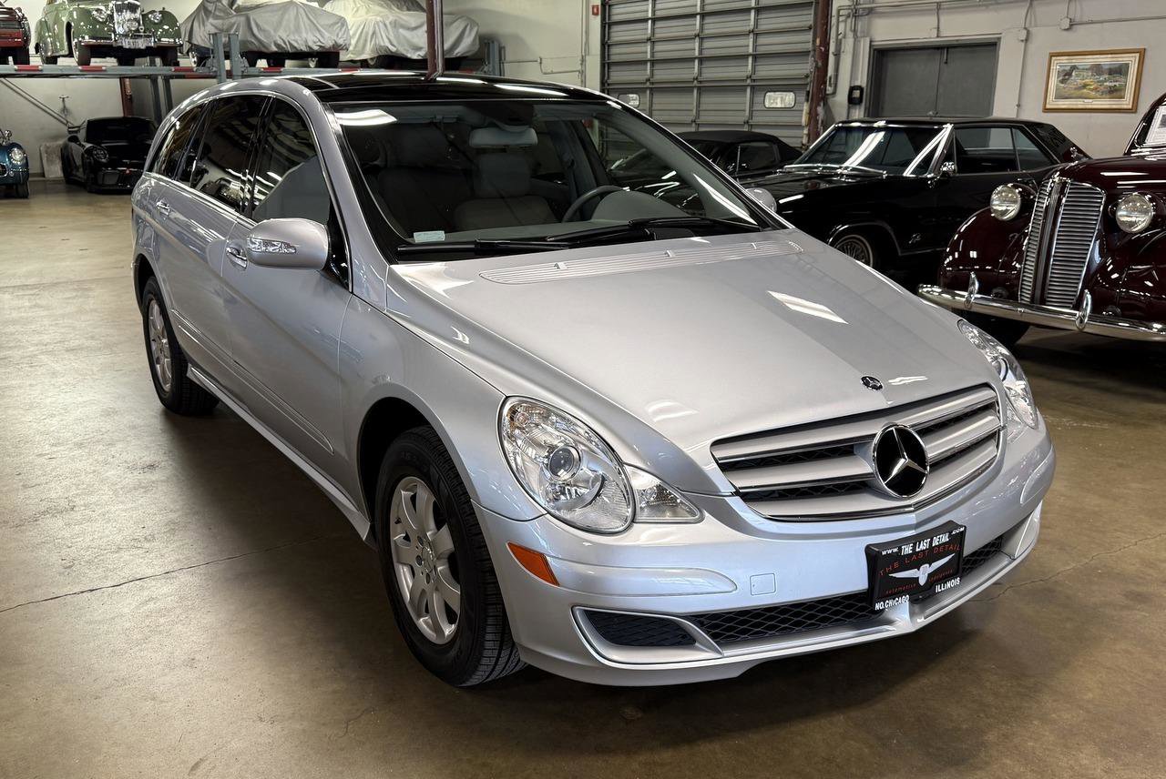 Used 2007 Mercedes-Benz R 350 4MATIC image 1