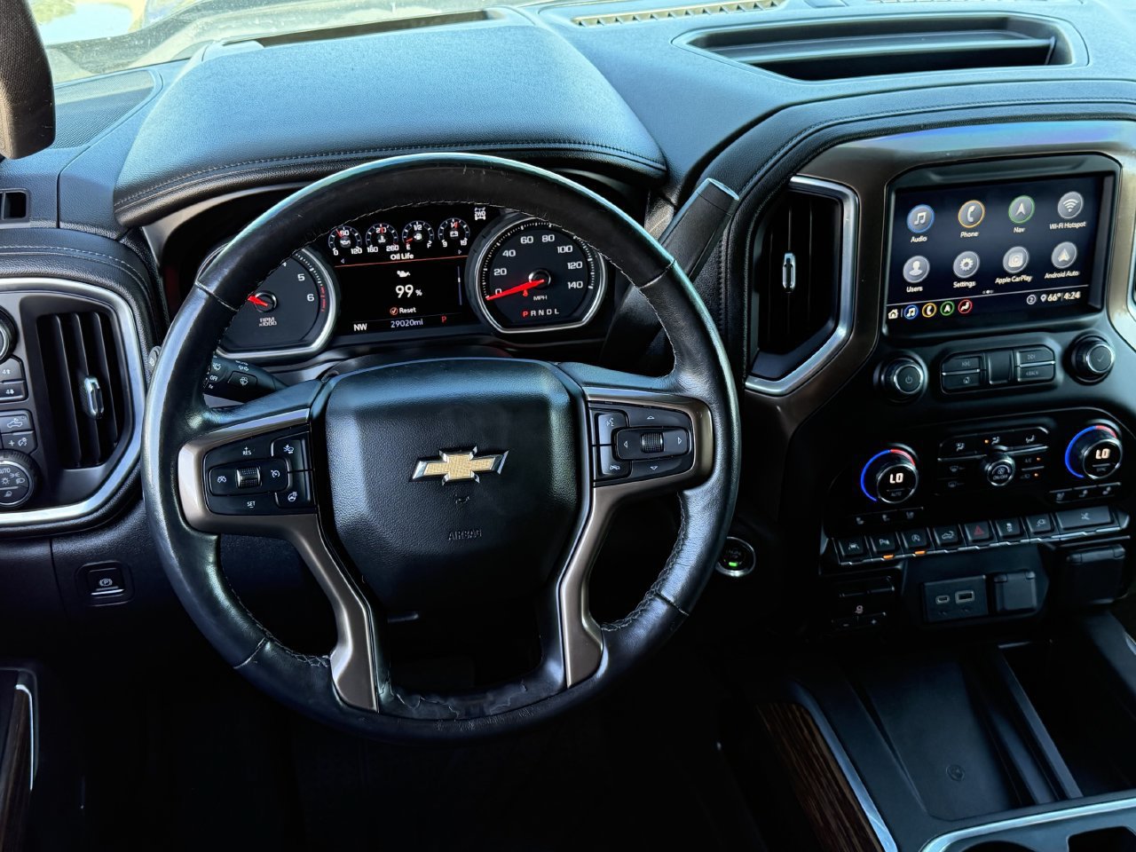 Used 2020 Chevrolet Silverado 1500 High Country w/ Technology Package AWD/4WD image 12
