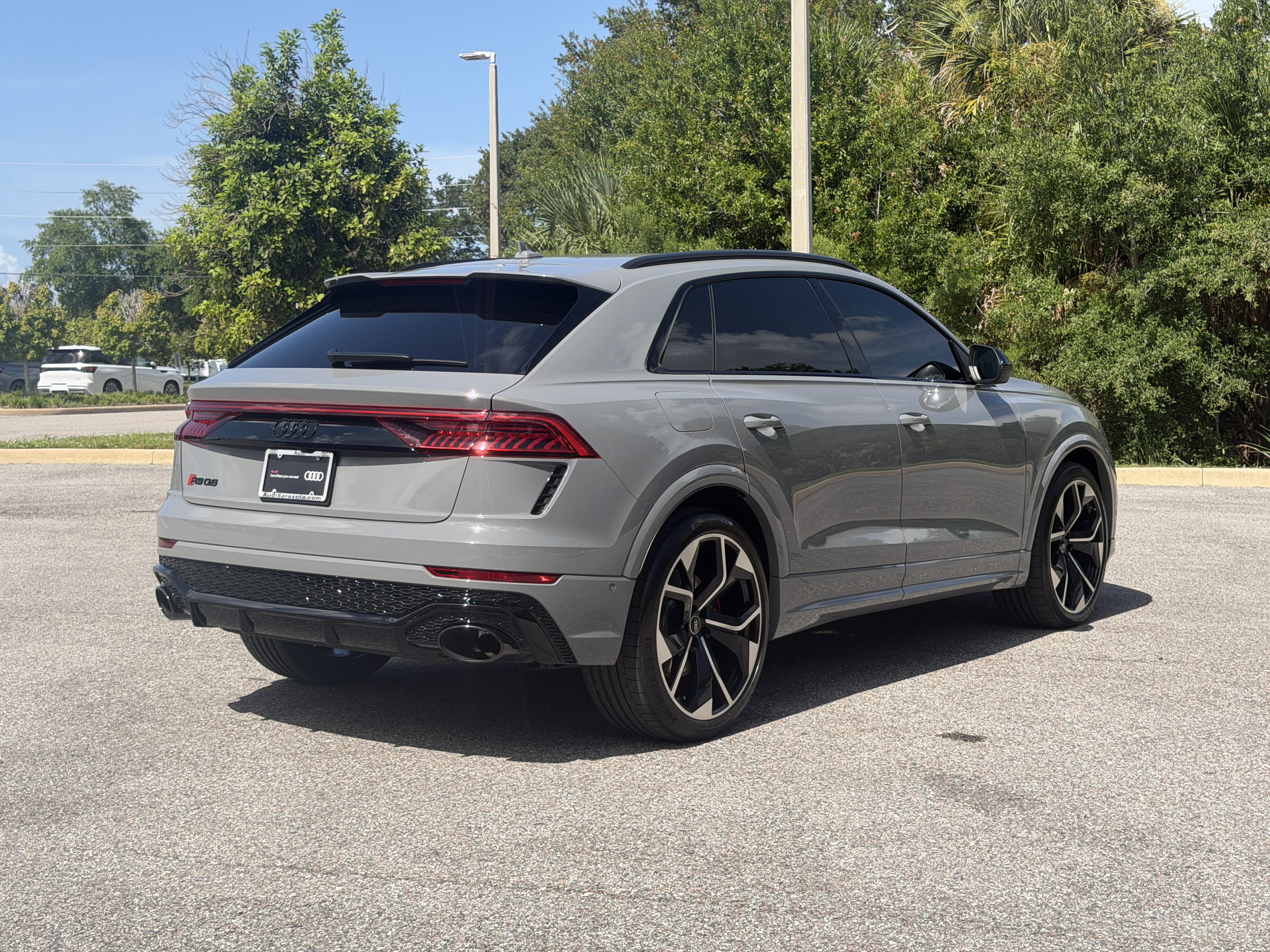 Certified 2024 Audi RS Q8 AWD/4WD image 7